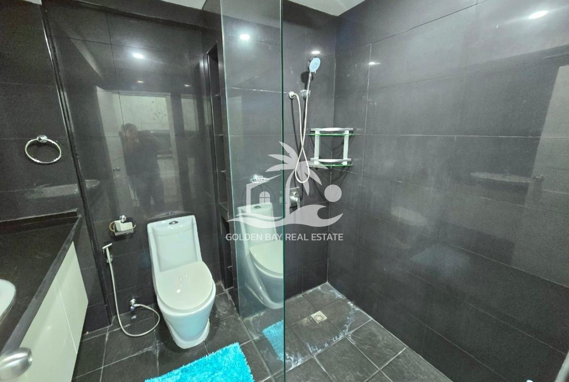 Sombat Pattaya Condotel – Pratumnak Hill