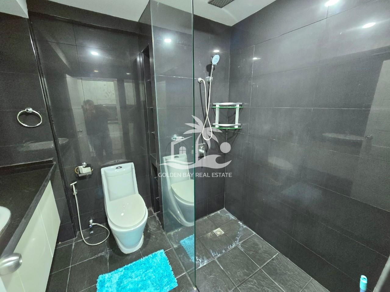 Sombat Pattaya Condotel – Pratumnak Hill