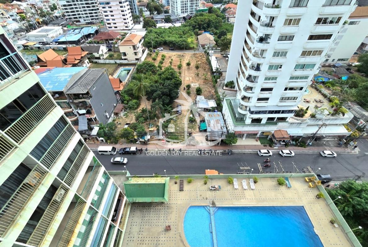 Sombat Pattaya Condotel – Pratumnak Hill