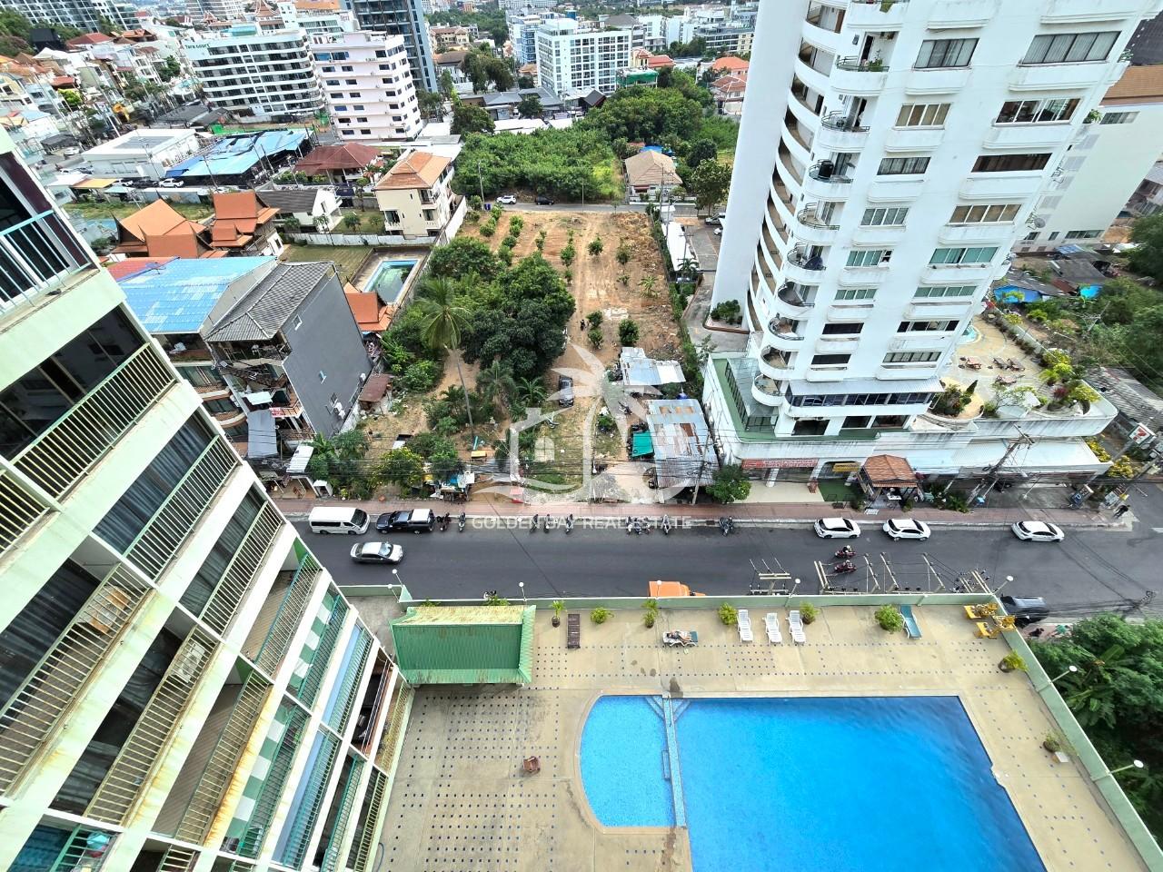Sombat Pattaya Condotel – Pratumnak Hill