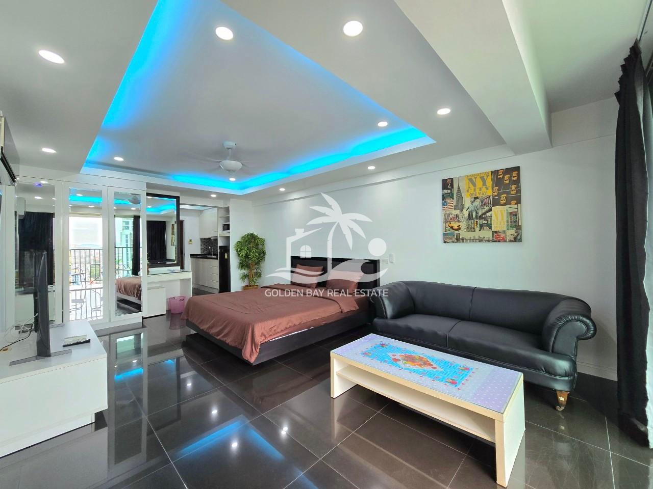 Sombat Pattaya Condotel – Pratumnak Hill