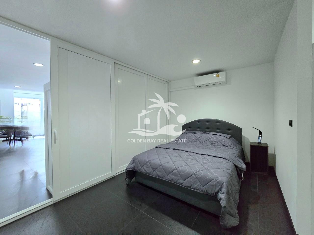 Jomtien Complex – Jomtien