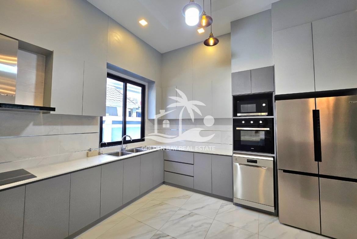 Parkside Pool Villa – East Pattaya