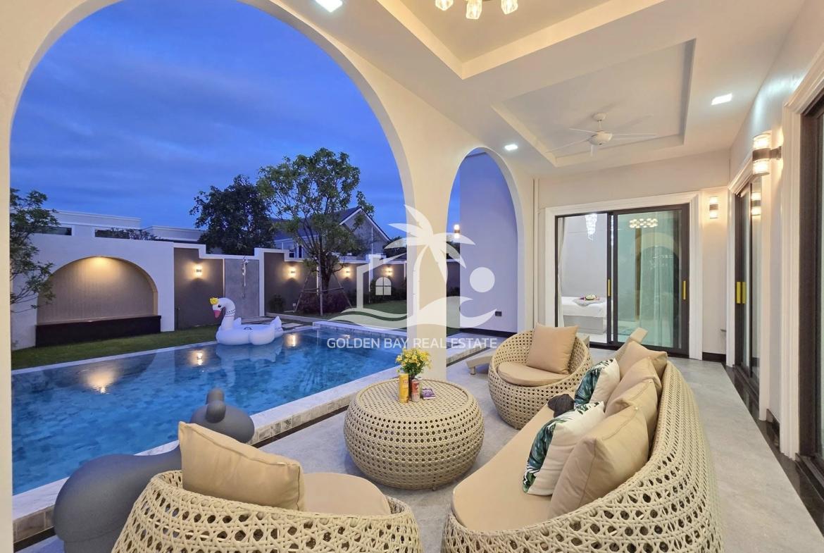 Private house pool villas – East Pattaya