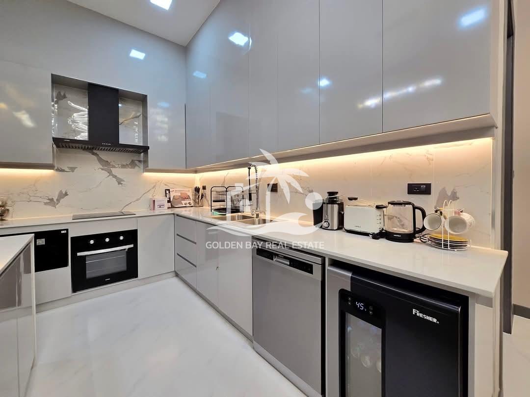 Private house pool villas – East Pattaya