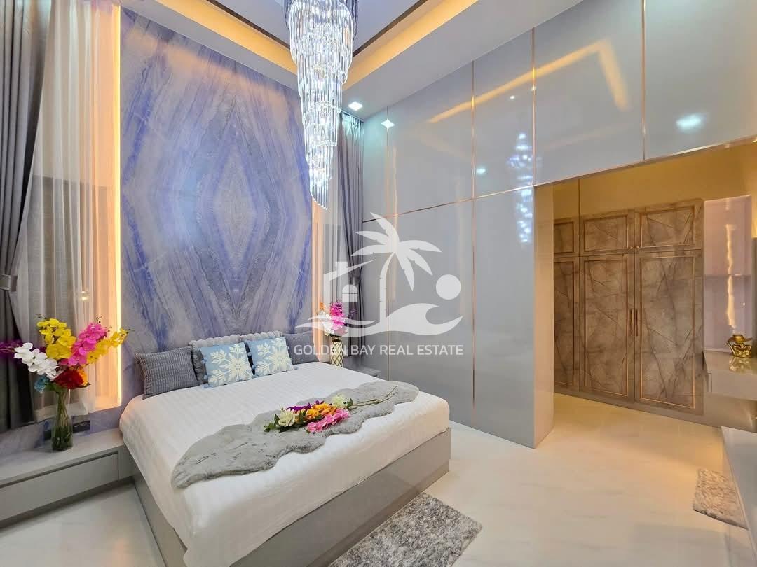 Private house pool villas – East Pattaya