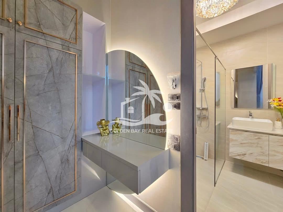 Private house pool villas – East Pattaya