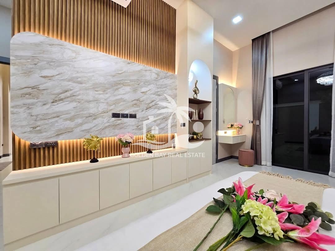 Private house pool villas – East Pattaya
