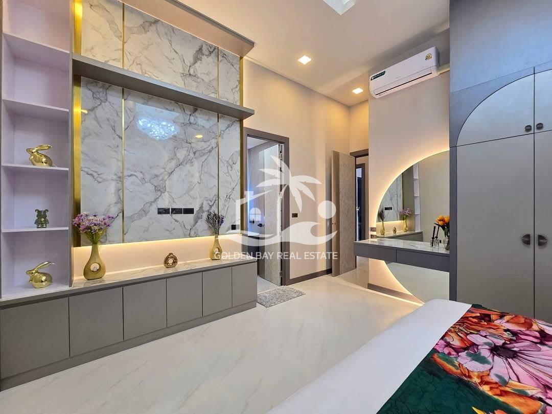 Private house pool villas – East Pattaya