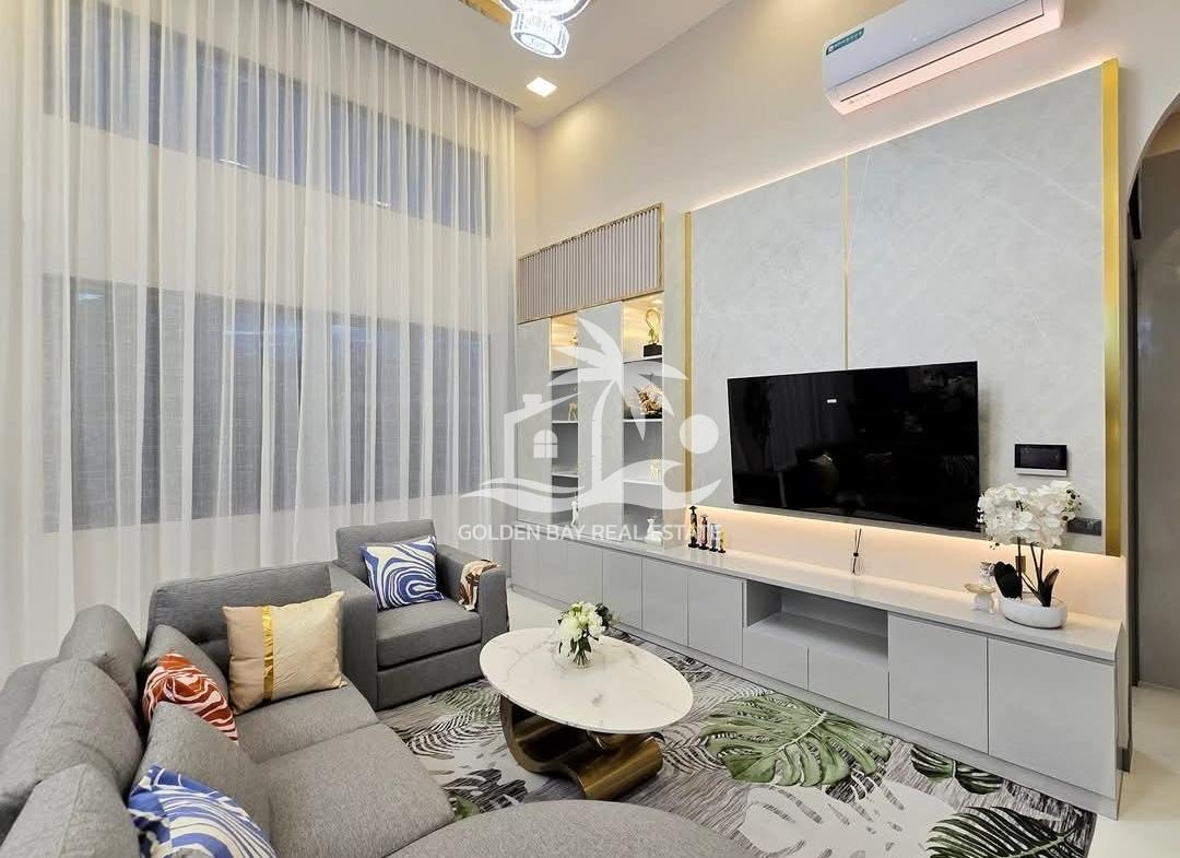 Private house pool villas – East Pattaya