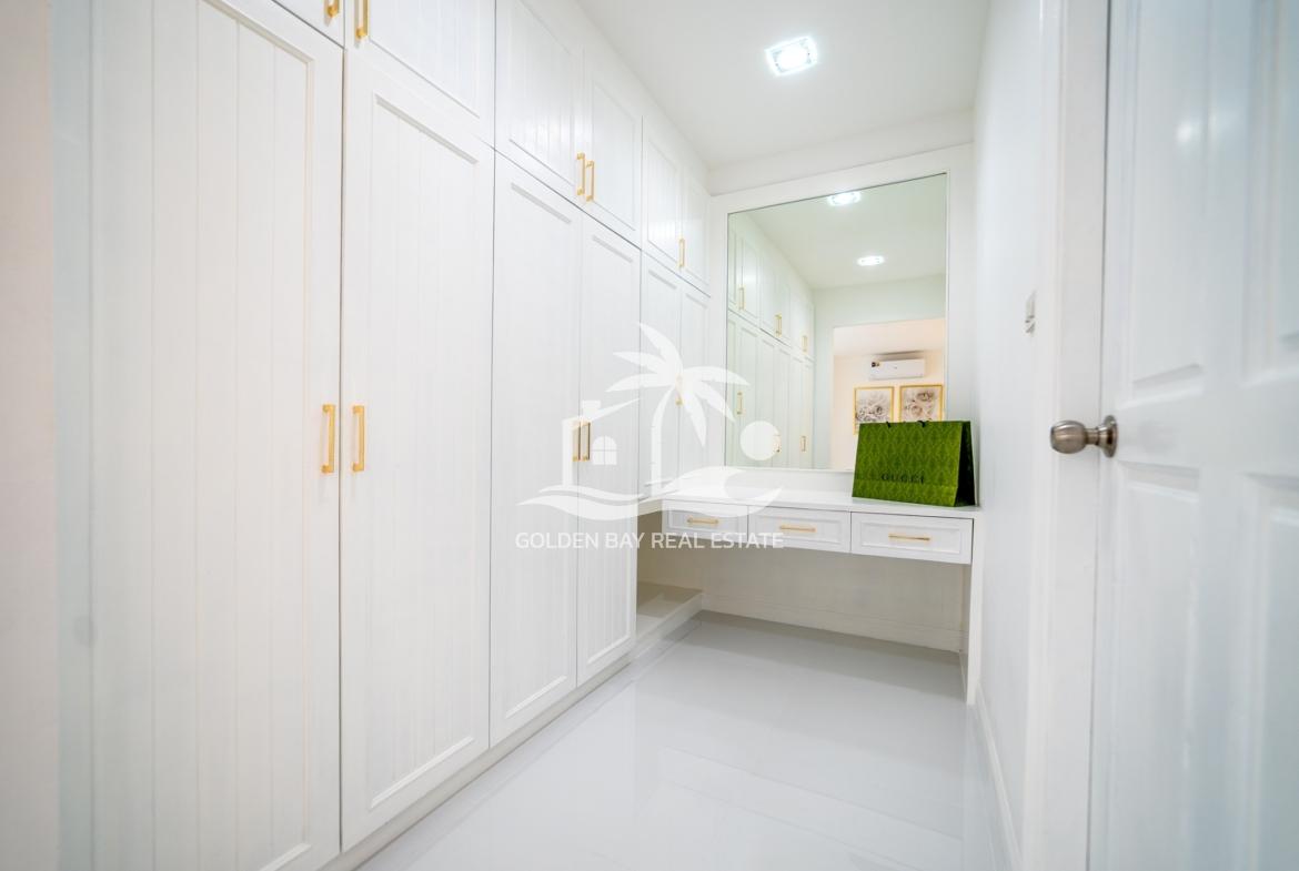 Bayview Residence – Bang Saray