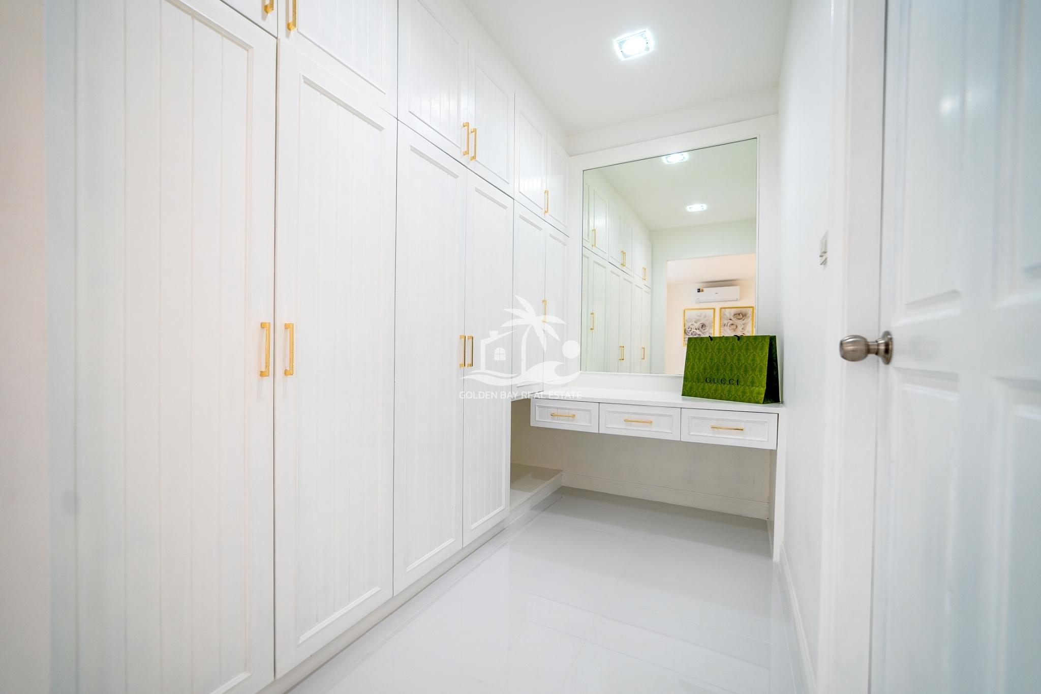 1 (16) Bayview Residence – Bang Saray