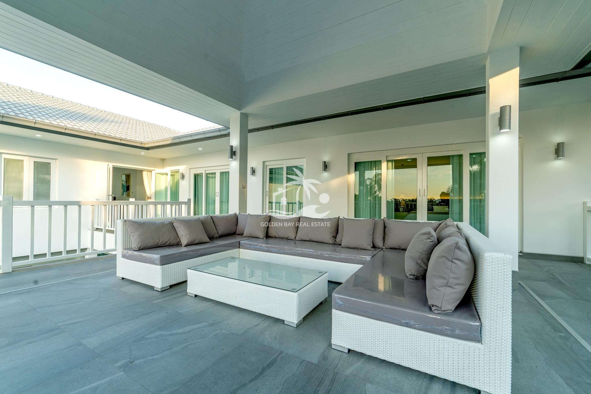 1 (21) Bayview Residence – Bang Saray