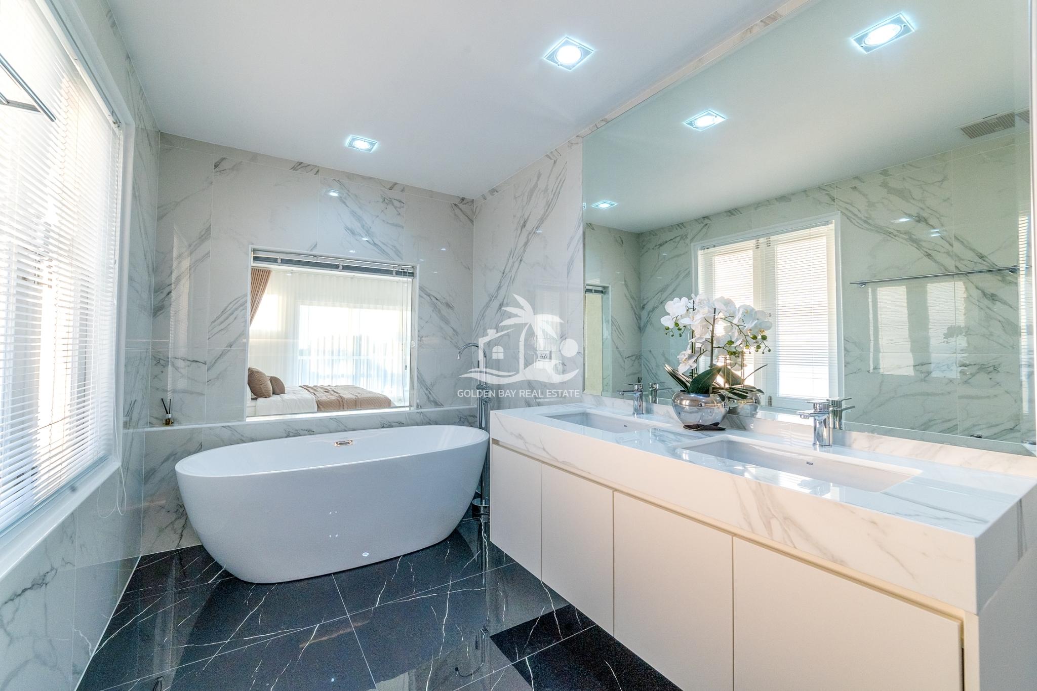 1 (6) Bayview Residence – Bang Saray