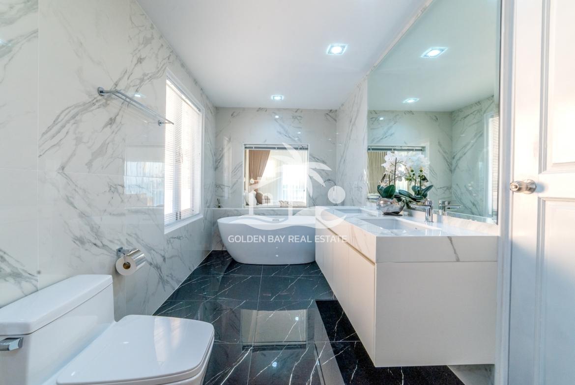 Bayview Residence – Bang Saray