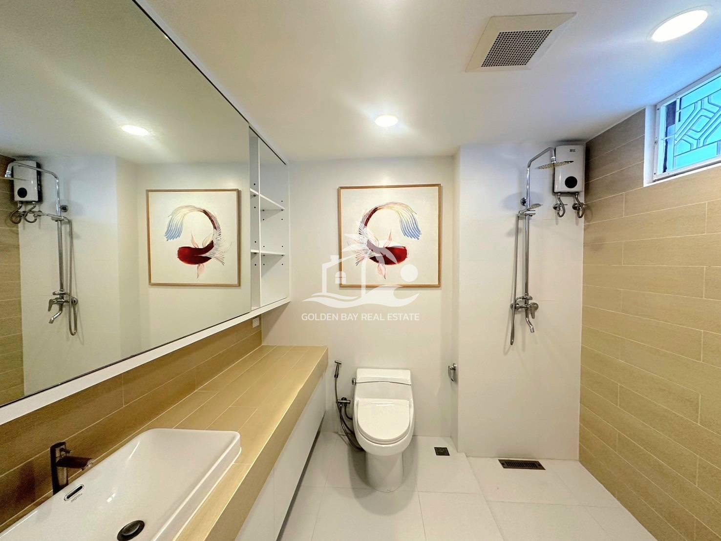 Grand View – Baan Amphur