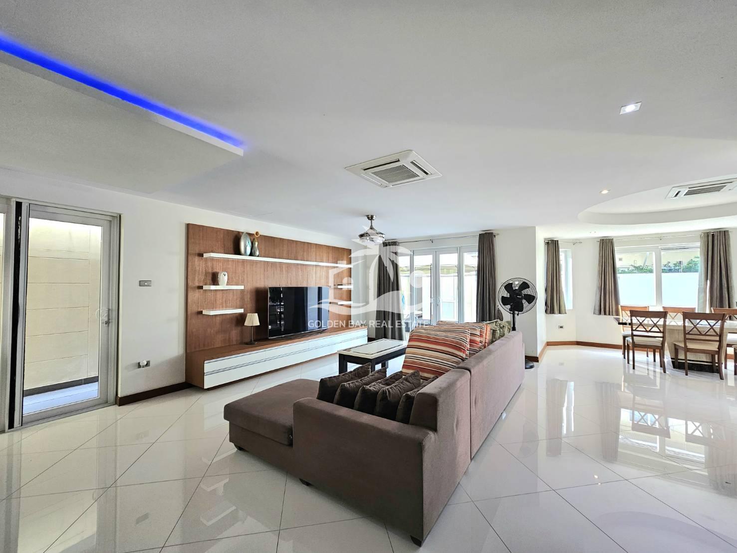 1630119_0 Green Field Villas 5 – East Pattaya