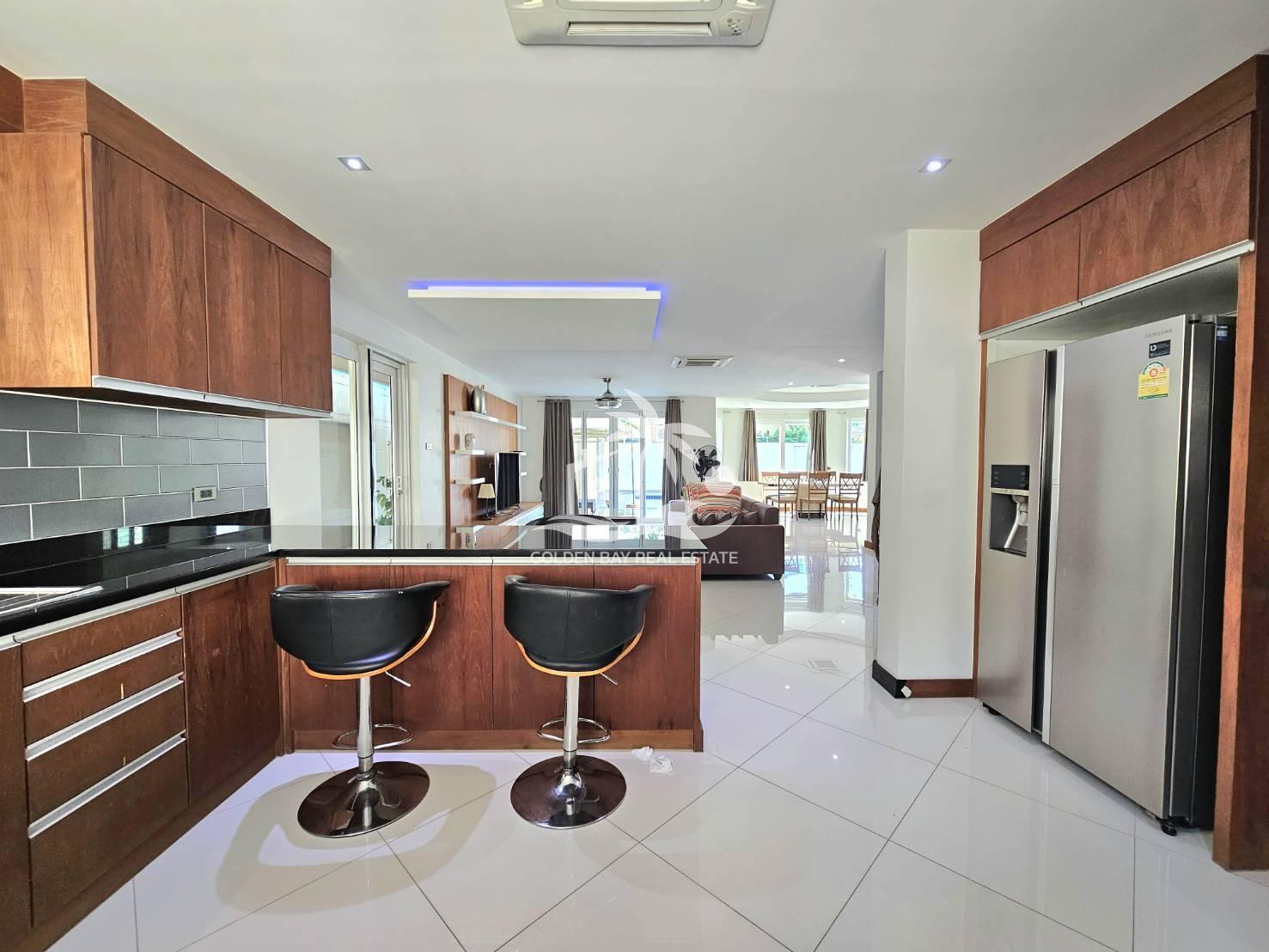 1630125_0 Green Field Villas 5 – East Pattaya