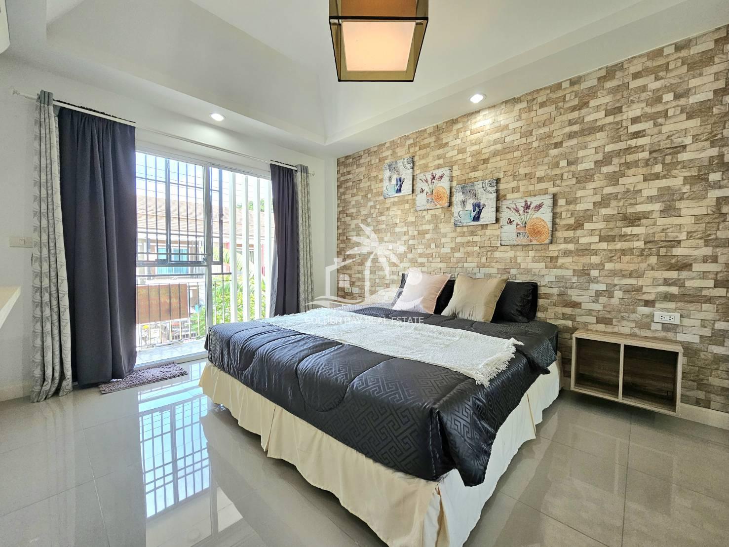 Town Home in Soi Chaiyaponvitee Road – East Pattaya