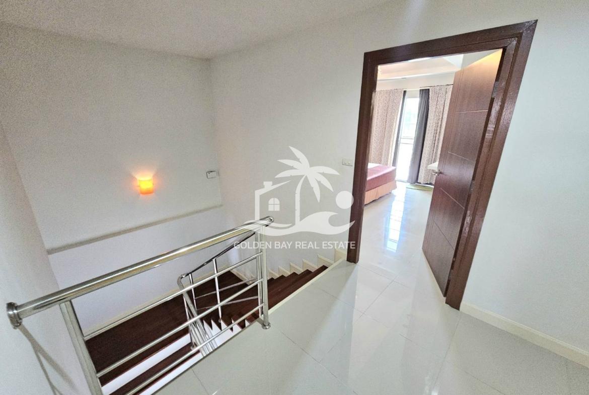Town Home in Soi Chaiyaponvitee Road – East Pattaya