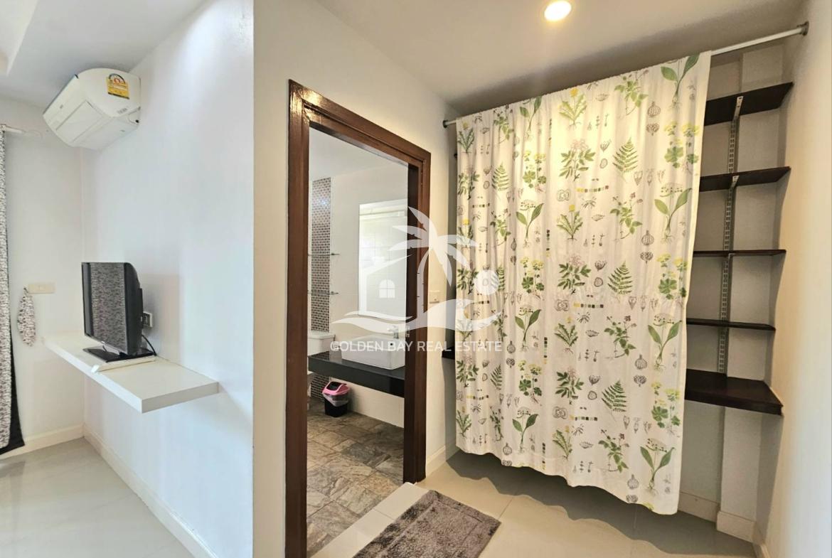 Town Home in Soi Chaiyaponvitee Road – East Pattaya