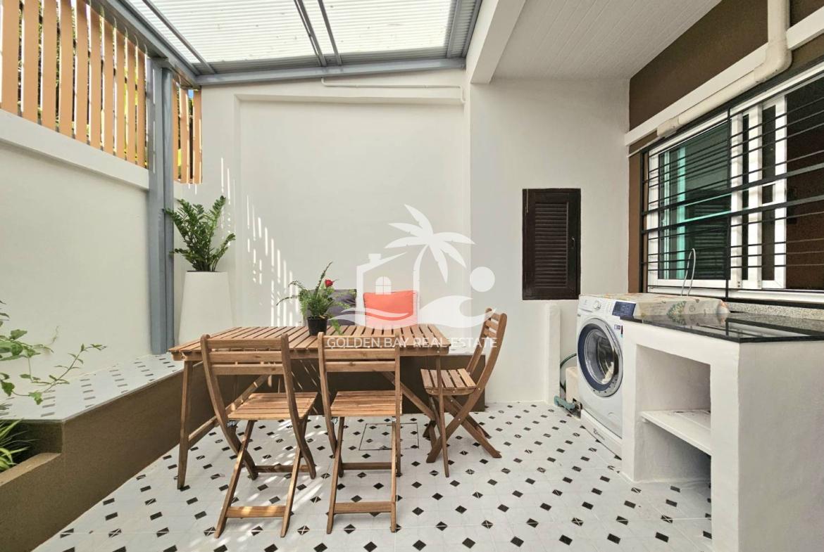 Town Home in Soi Chaiyaponvitee Road – East Pattaya