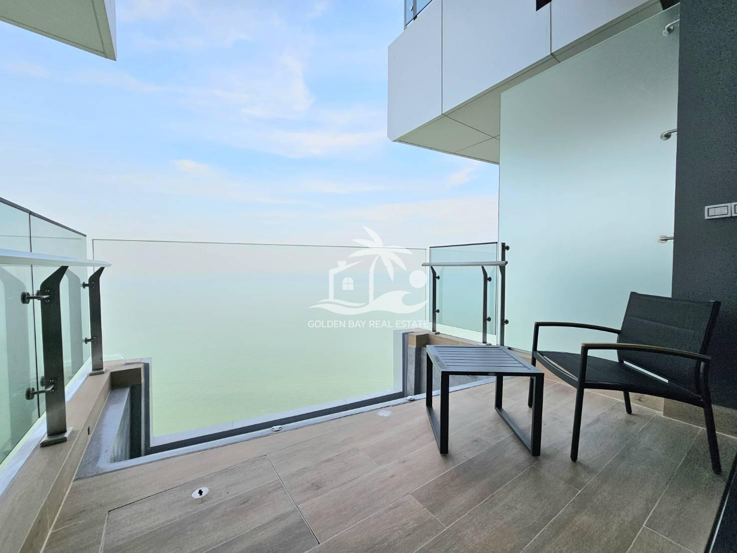 1643046_0 Arom – Wongamat