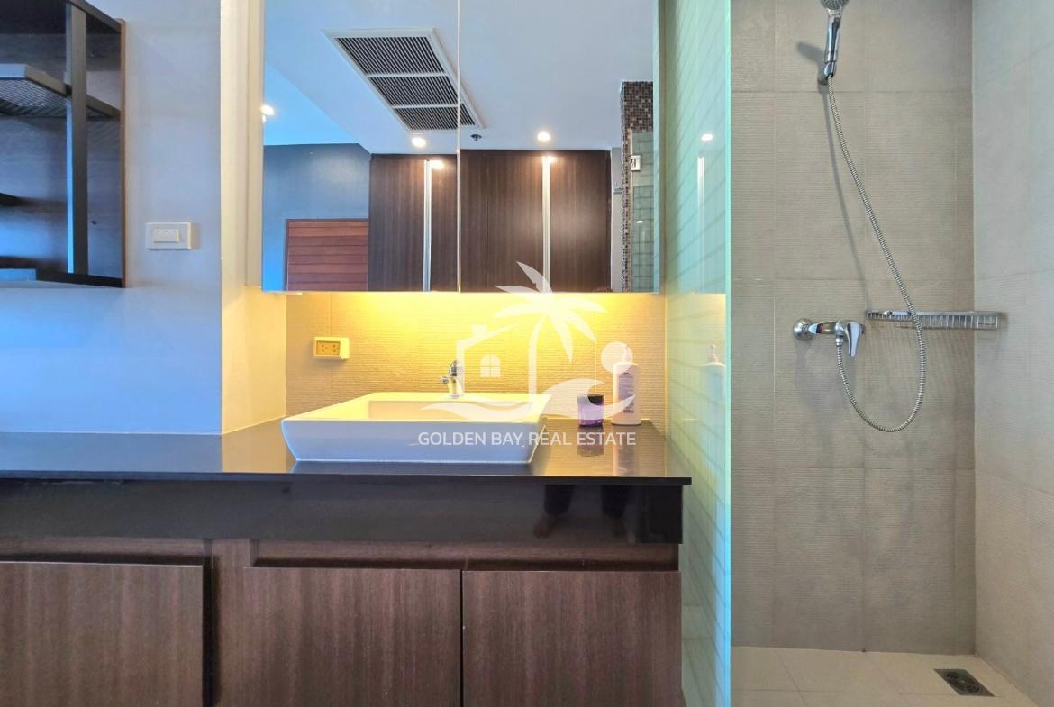 The Axis Condominium – Pratumnak Hill