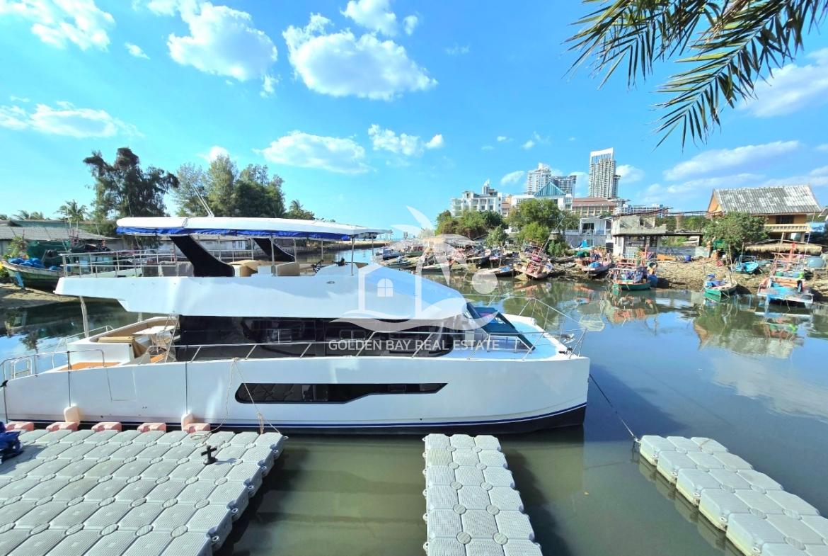 Whale Marina – Na Jomtien
