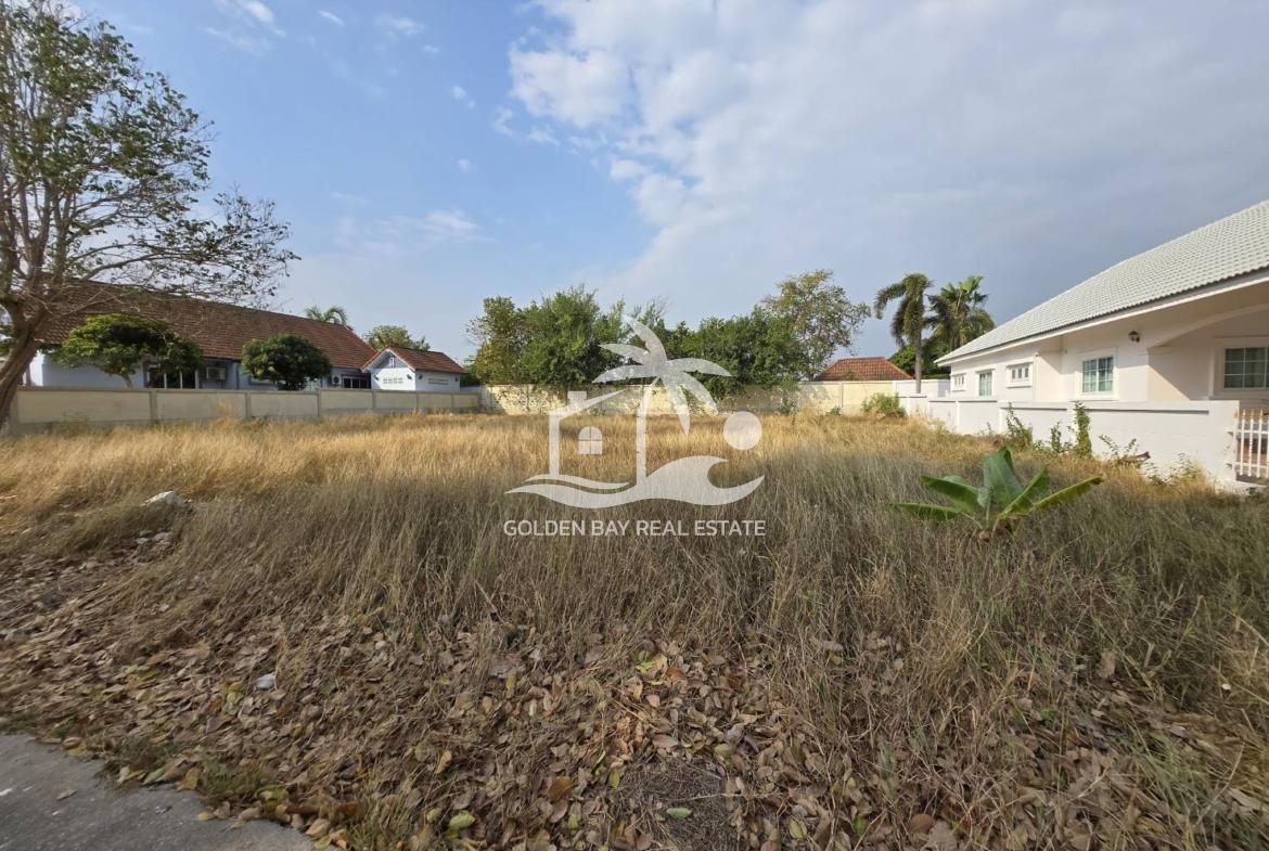 Land in Mabprachan Garden Resort  – East Pattaya