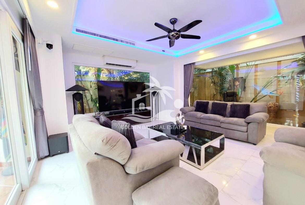 Chateau Dale Thabali Villa – Jomtien