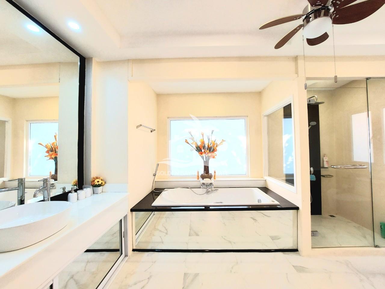 LINE_ALBUM_Listing Sales Chateau Dale Thabali 30620_250114_40 Chateau Dale Thabali Villa – Jomtien