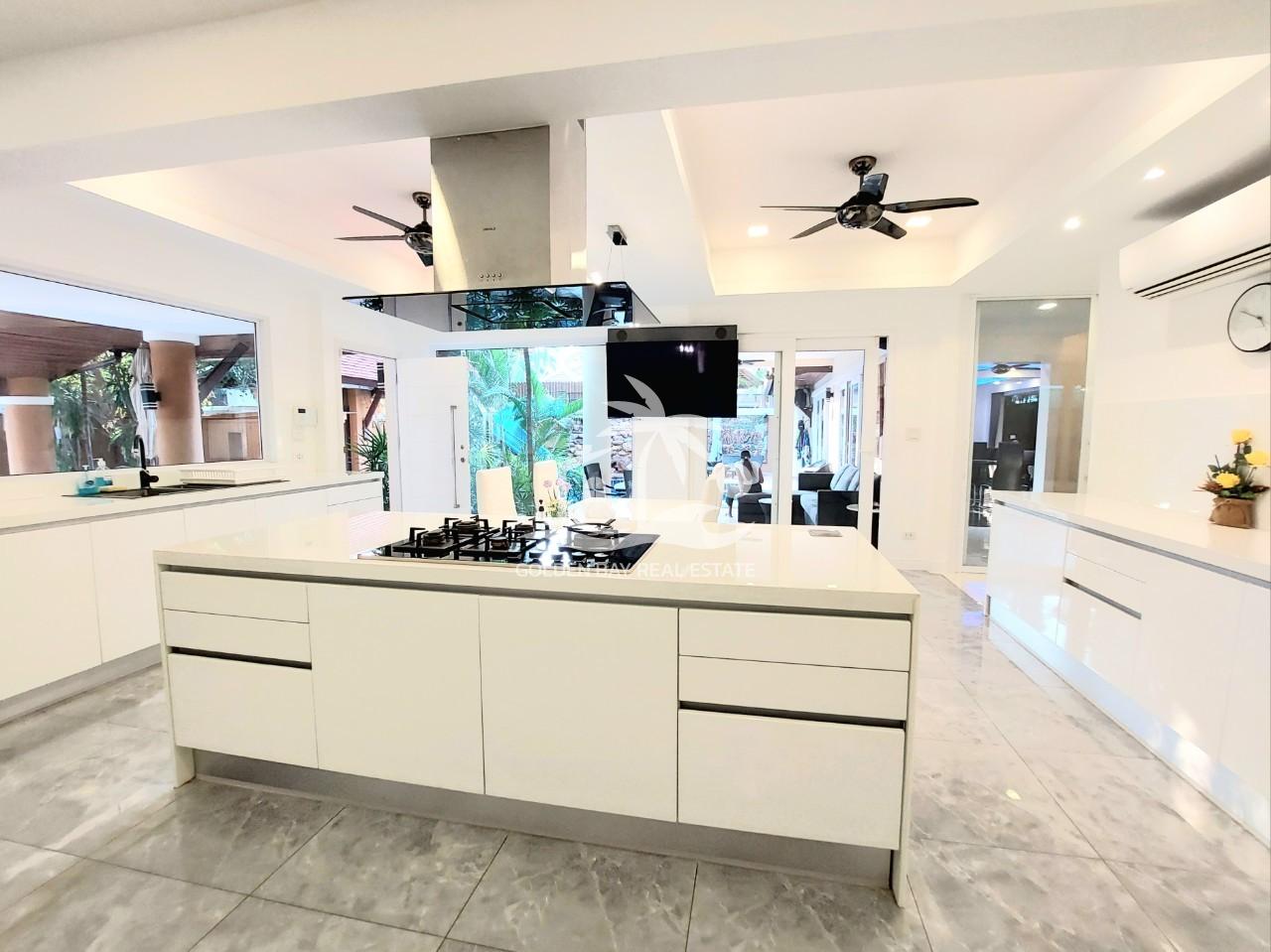 LINE_ALBUM_Listing Sales Chateau Dale Thabali 30620_250114_7 Chateau Dale Thabali Villa – Jomtien
