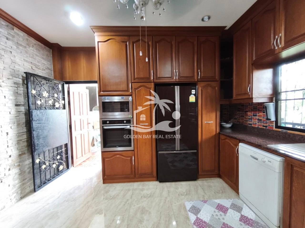 LINE_ALBUM_Pattaya Land and House_250107_45 Pattaya Land & House Village – East Pattaya