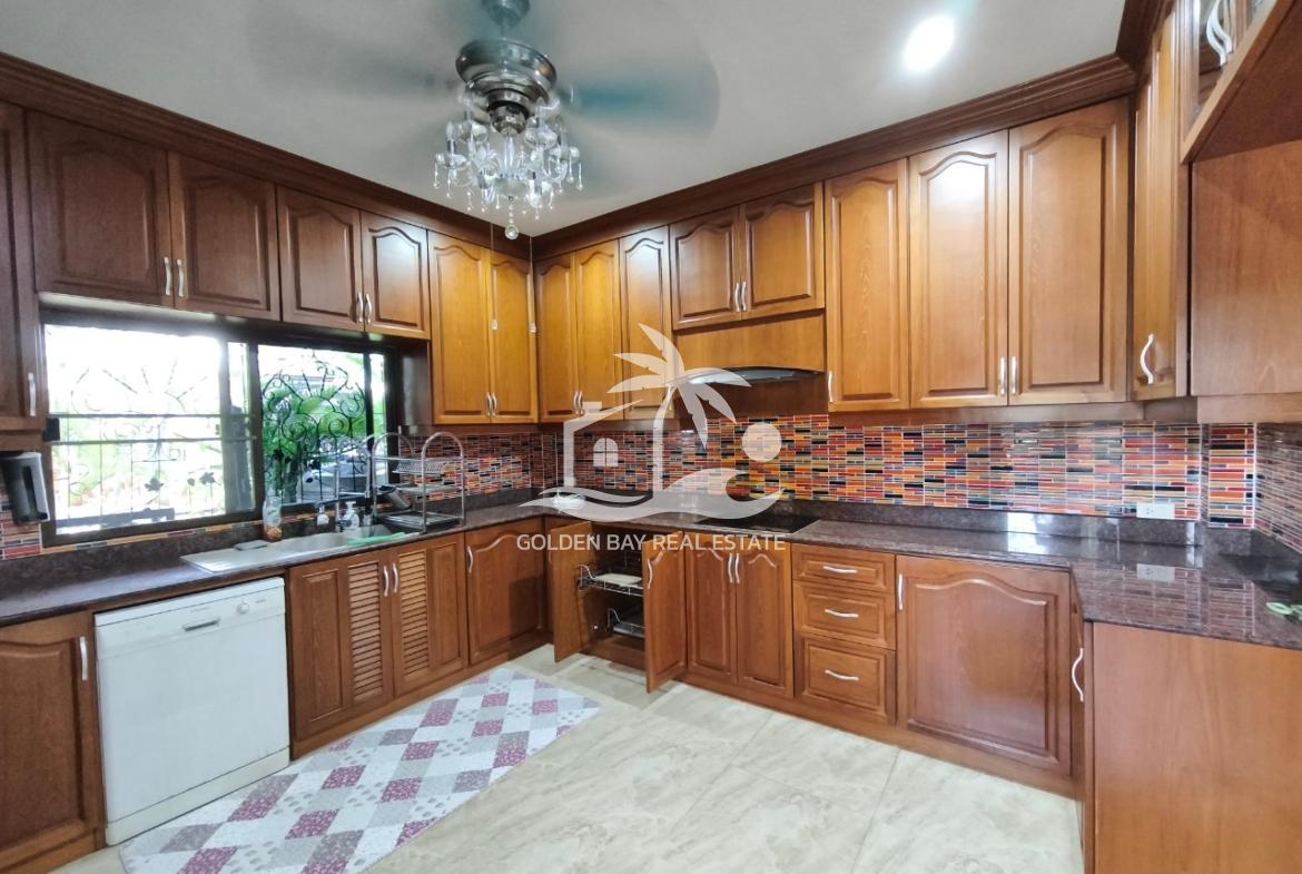 Pattaya Land & House Village – East Pattaya