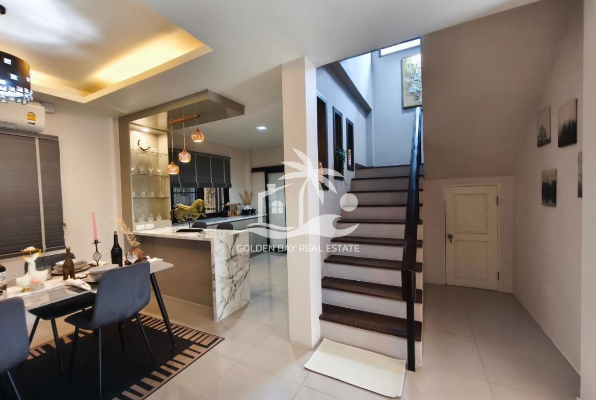 Uraiwan Grand Villa – East Pattaya