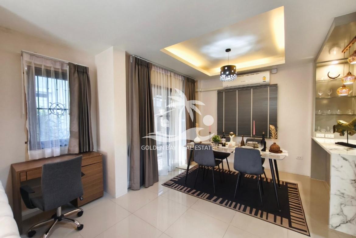 Uraiwan Grand Villa – East Pattaya