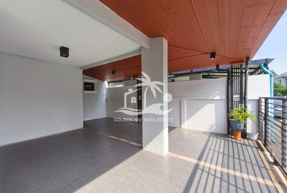 Uraiwan Grand Villa – East Pattaya