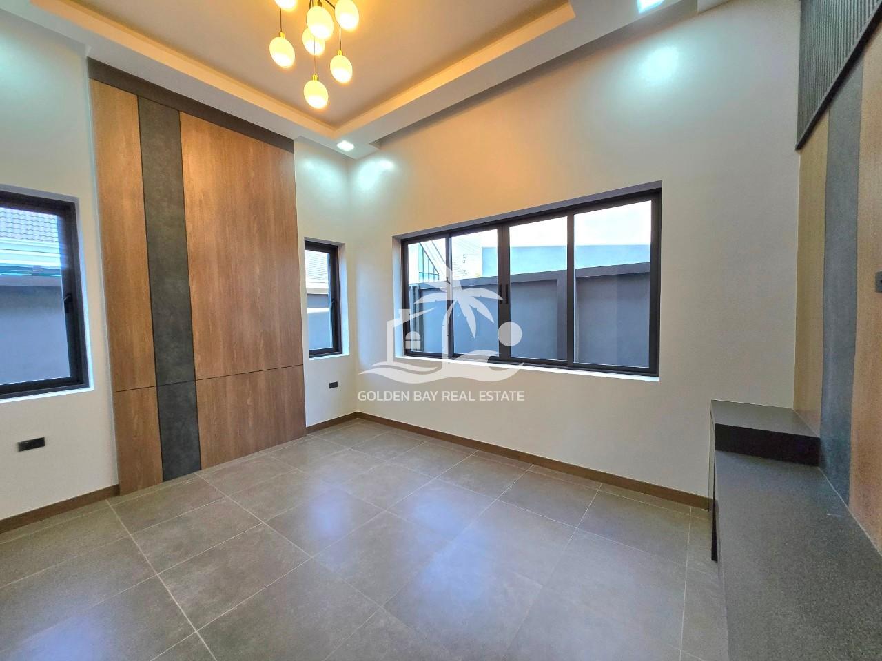 LINE_ALBUM_house for sale 11.9 MB_250122_11 Private House in Mabprachan – East Pattaya