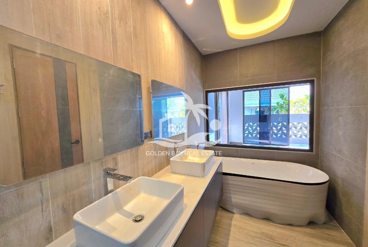 Private House in Mabprachan – East Pattaya