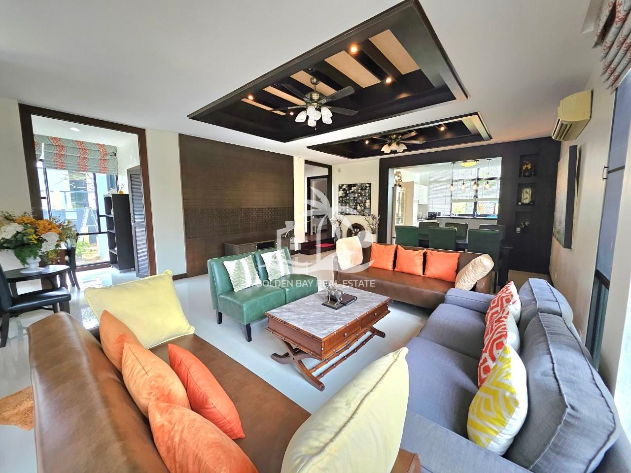 LINE_ALBUM_hsp v60 for sale 10.9MB_250109_3 The Village Horseshoe Point – East Pattaya