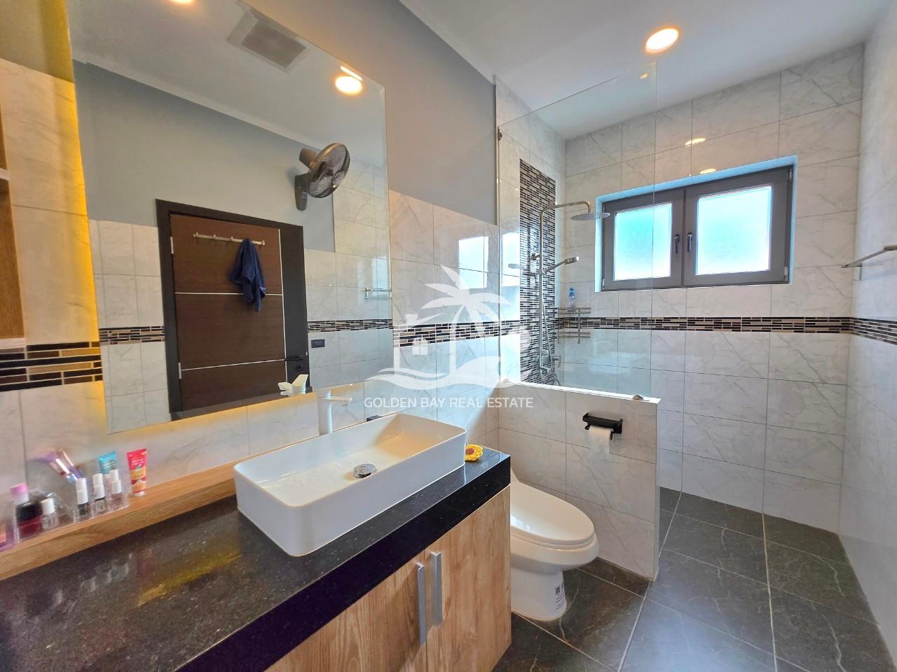LINE_ALBUM_private house 13.5MB 4b5b +1bangalow_250127_26 Private House near Mabprachan Lake – East Pattaya