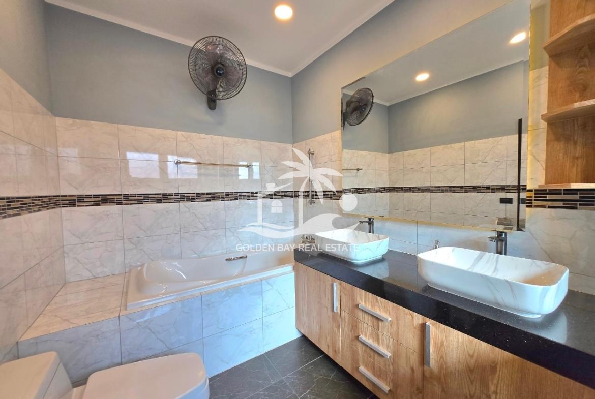 Private House near Mabprachan Lake – East Pattaya