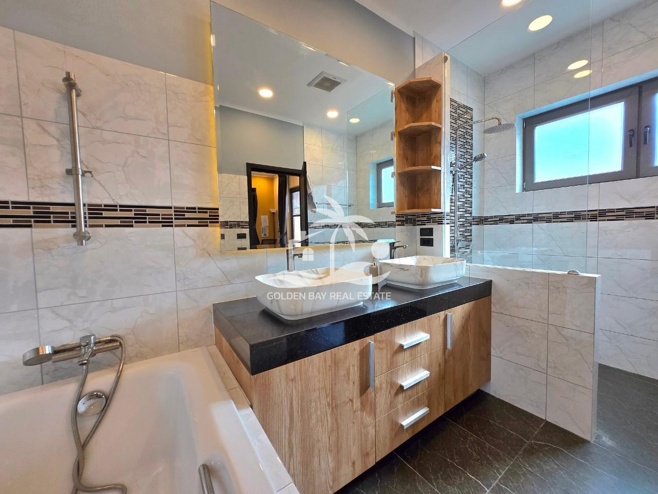 LINE_ALBUM_private house 13.5MB 4b5b +1bangalow_250127_31 Private House near Mabprachan Lake – East Pattaya