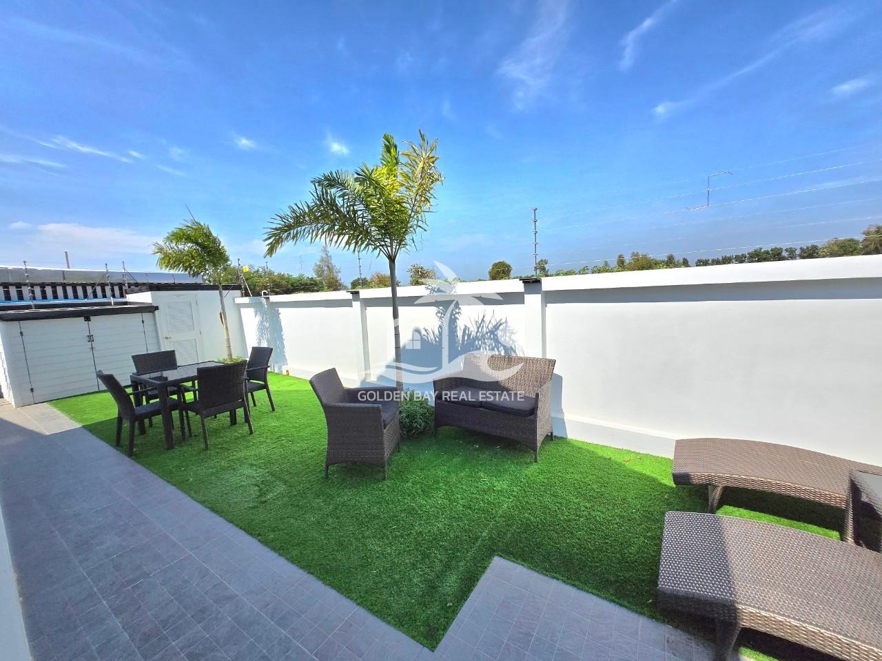 LINE_ALBUM_private house for sale 5.9mb_250111_26 Boy House – East Pattaya