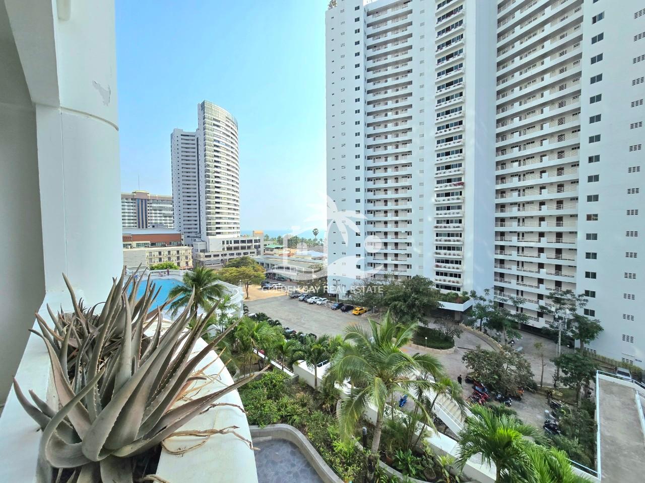Jomtien Complex – Jomtien