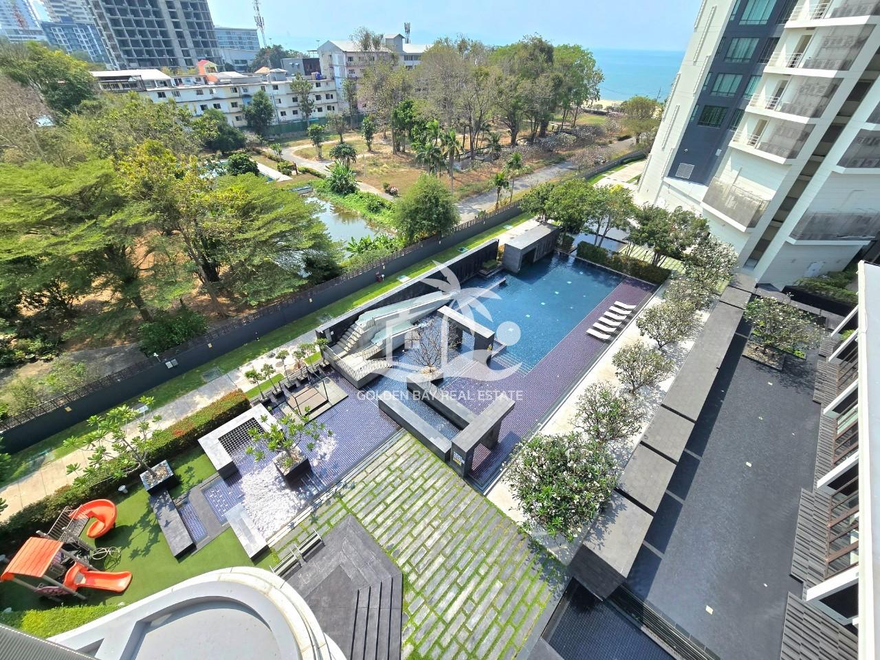 1 (11) Reflection – Jomtien