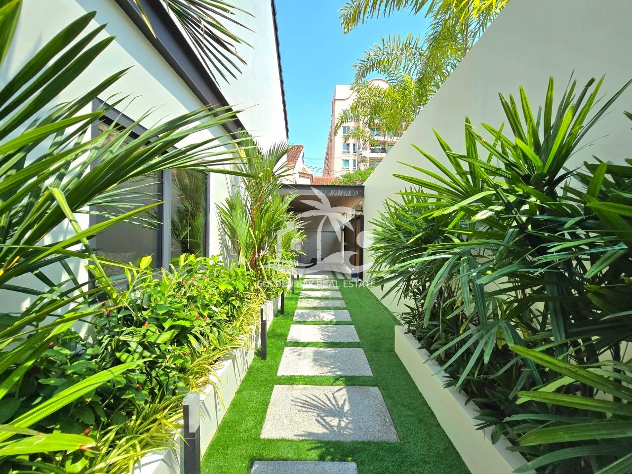 Luxurious Private Pool Villa – Jomtien