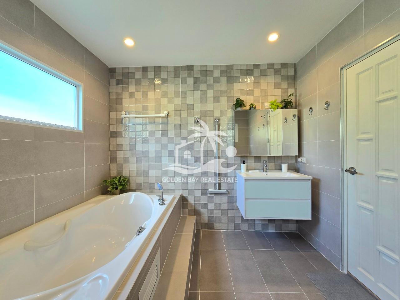 Green Field Villas  2 – East Pattaya