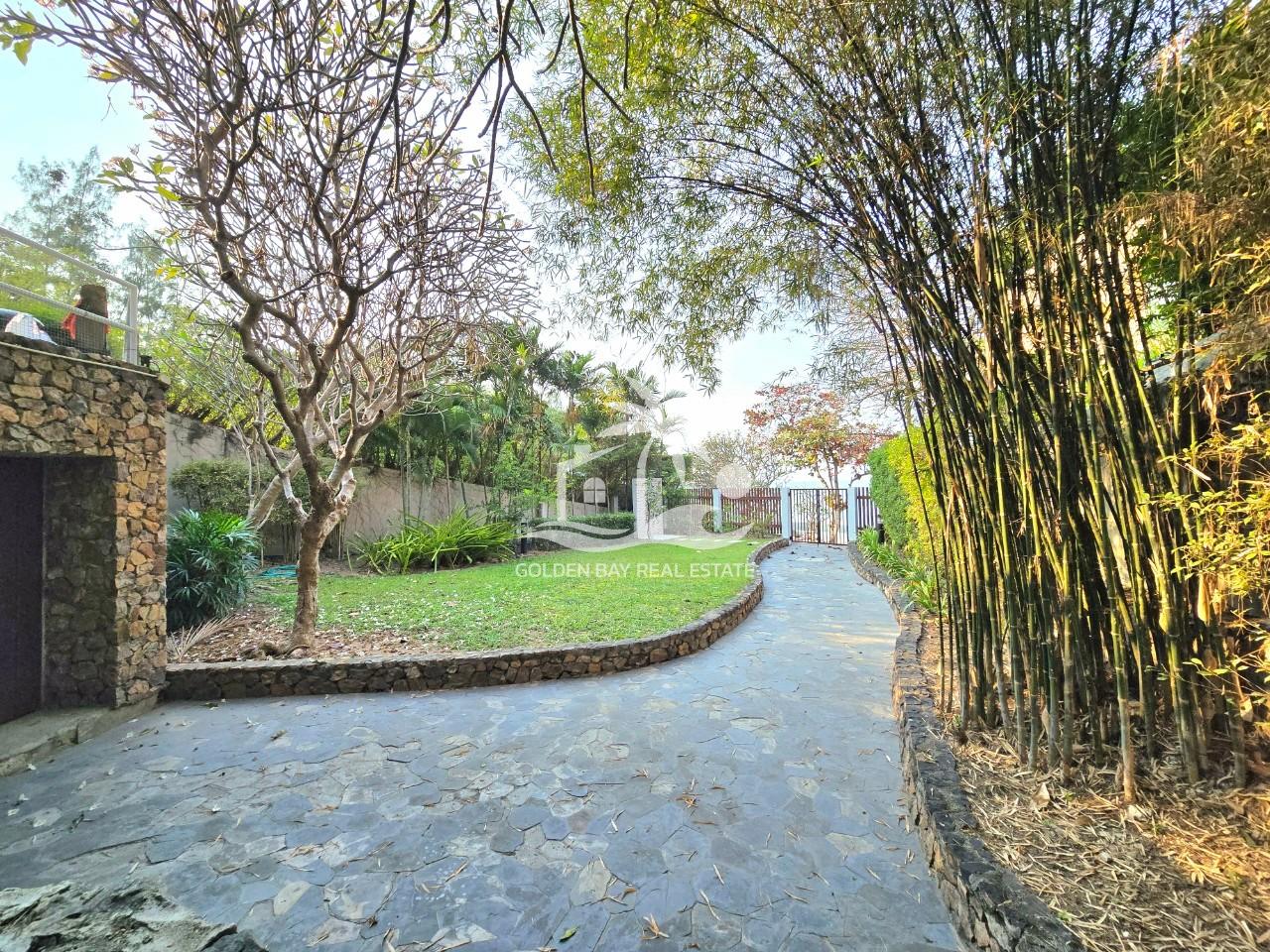 1 (3) Garden Cliff 2 – Wongamat